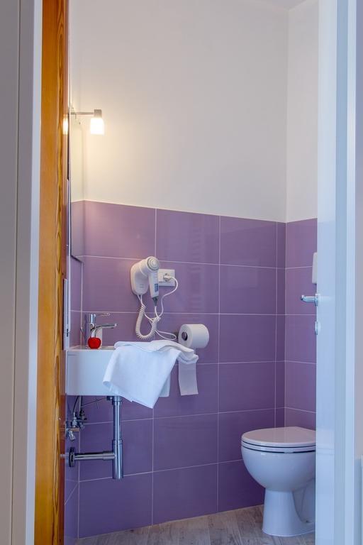 B&B Rosemary Rooms Roma Esterno foto